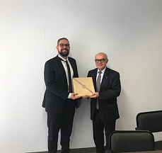 Sobre la reunión del Embajador con el Viceministro de Comercio Exterior de Costa Rica